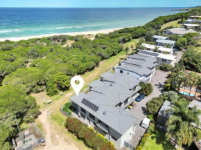 Tura Beach House